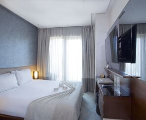 Dosso Dossi Hotels & Spa Downtown