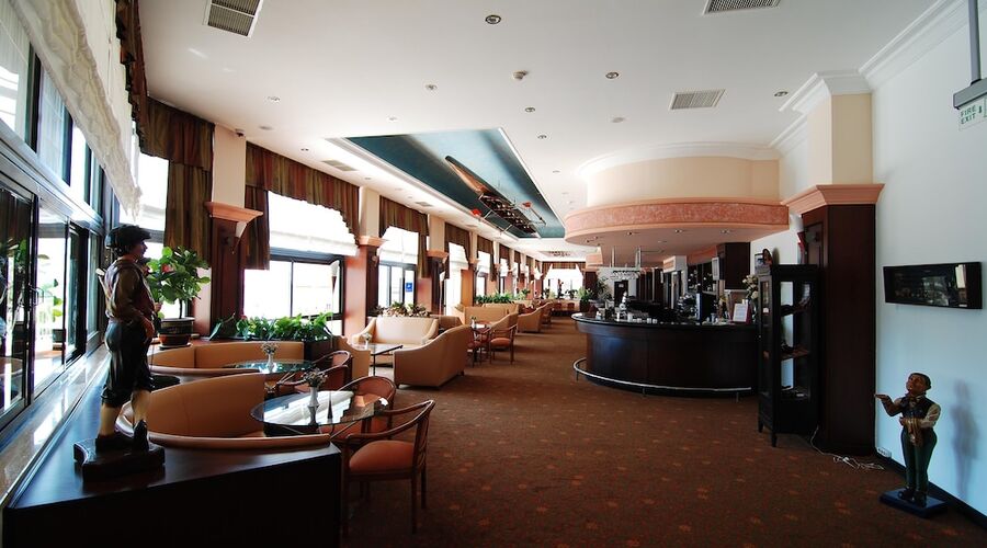 Adora Hotel & Resort