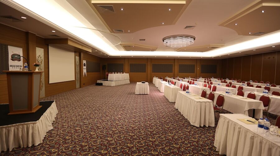 Adora Hotel & Resort