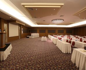 Adora Hotel & Resort