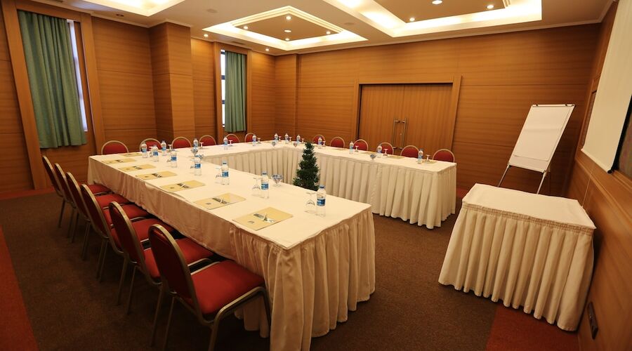 Adora Hotel & Resort