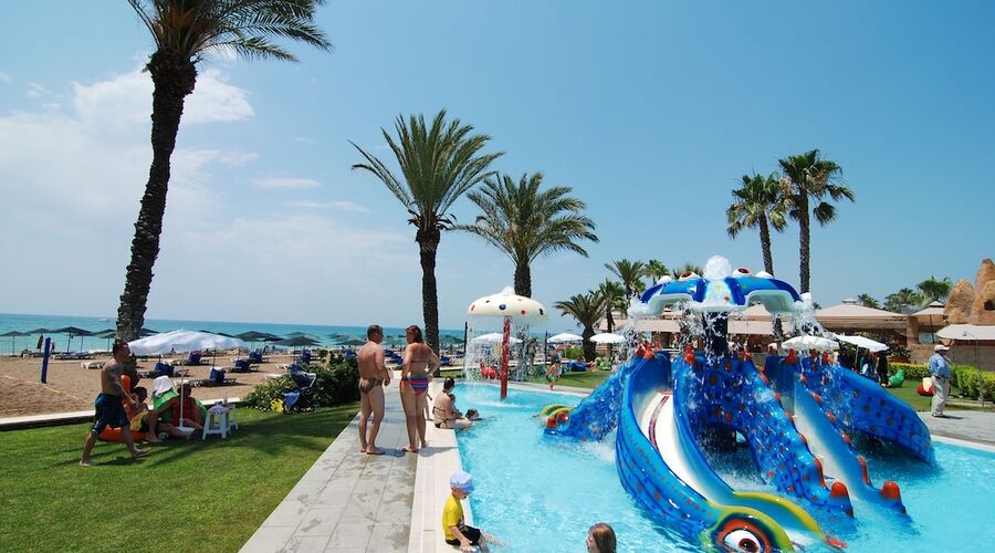 Adora Hotel & Resort