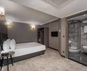 Adora Hotel & Resort