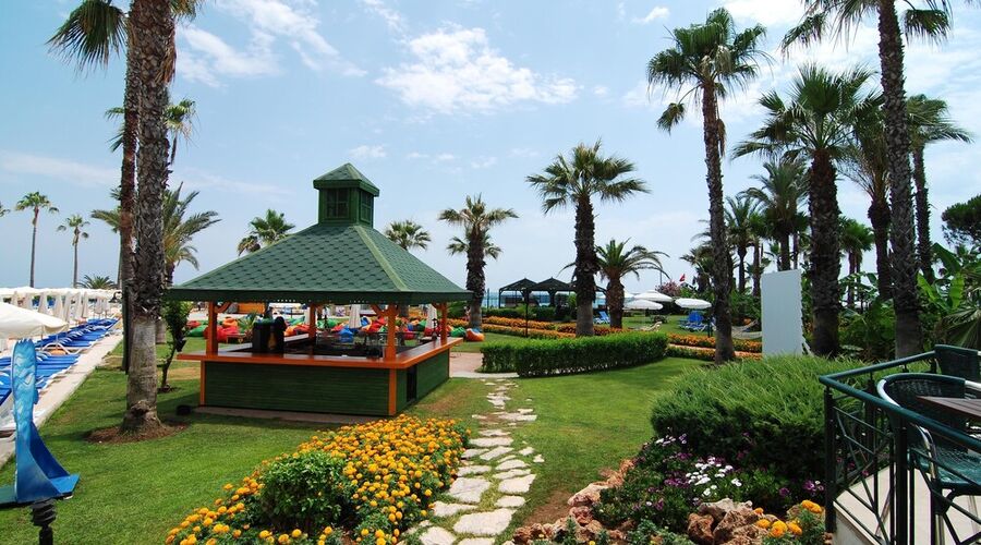 Adora Hotel & Resort