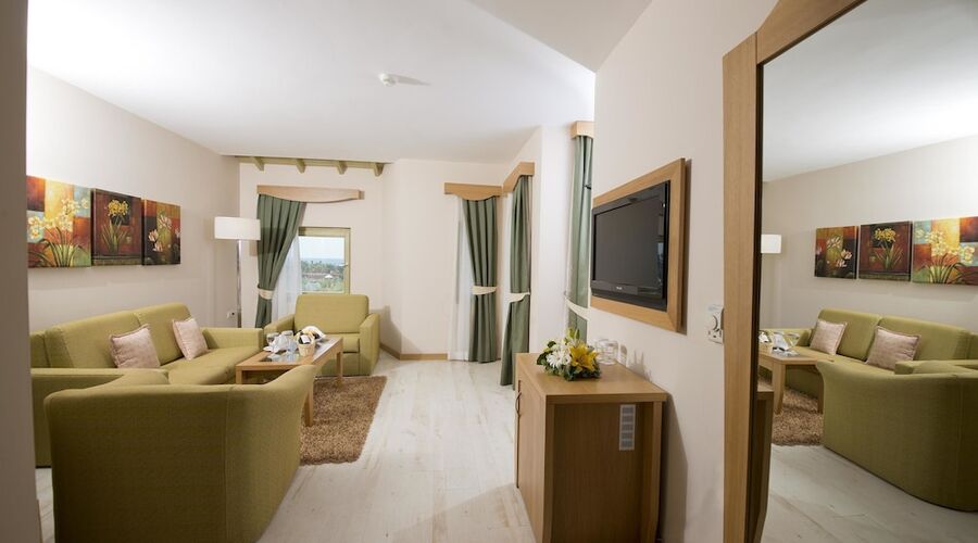 Limak Arcadia Sport Resort Hotel