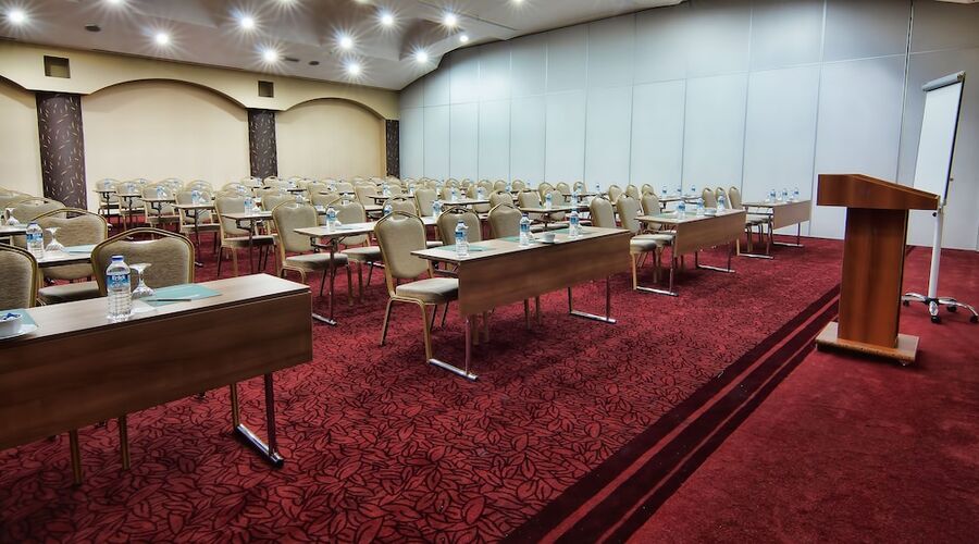 Limak Arcadia Sport Resort Hotel