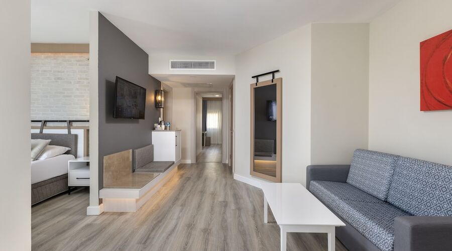 Limak Arcadia Sport Resort Hotel