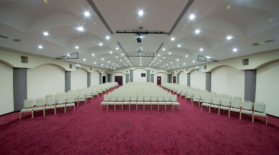 Limak Arcadia Sport Resort Hotel