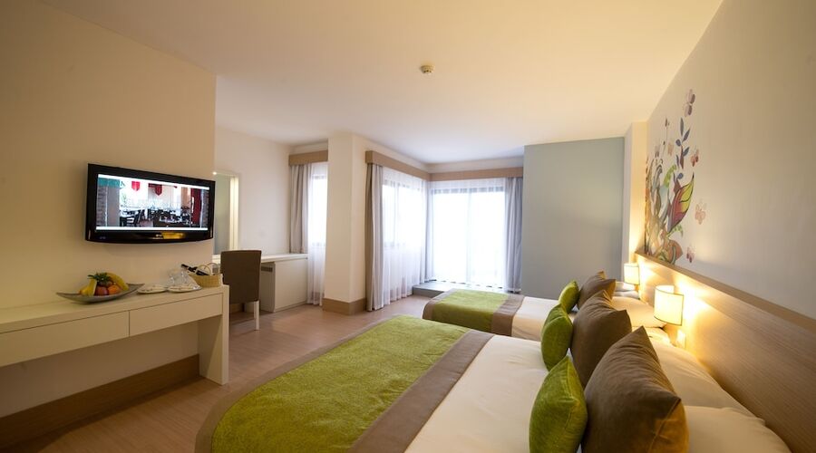 Limak Arcadia Sport Resort Hotel